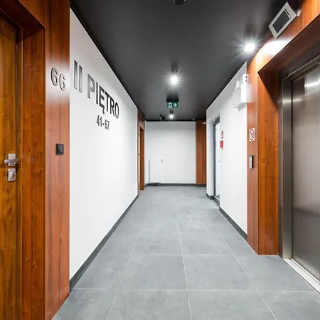 Praga Zgierska Modern By Bookinghost