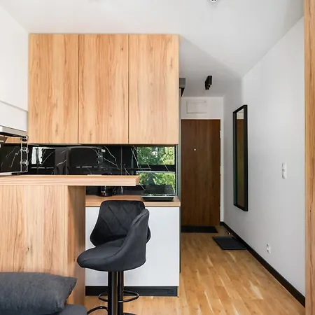 Praga Zgierska Modern By Bookinghost * Varsóvia