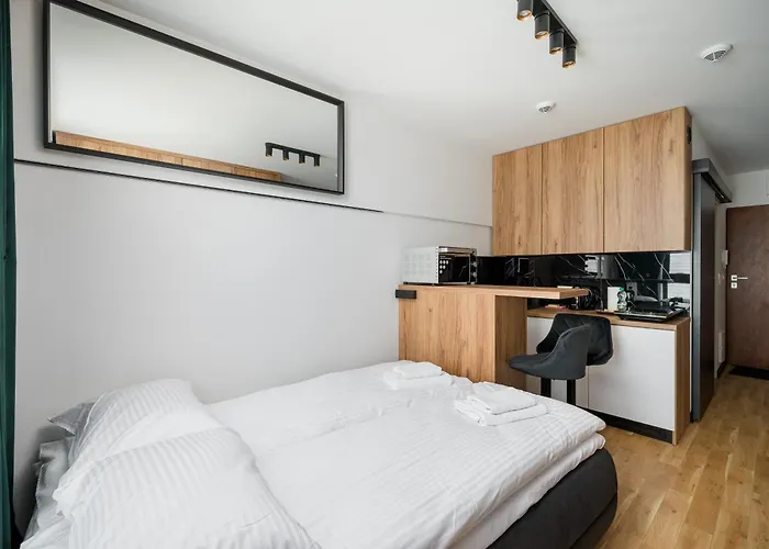 Praga Zgierska Modern By Bookinghost * Варшава