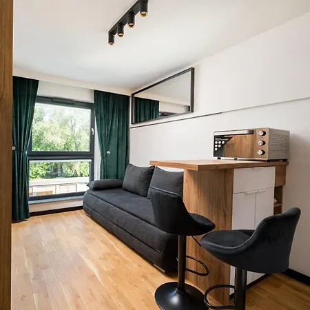 Praga Zgierska Modern By Bookinghost * Varsó