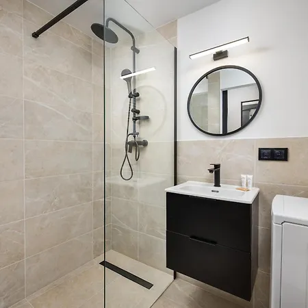 Apartman Praga Zgierska Modern By Bookinghost